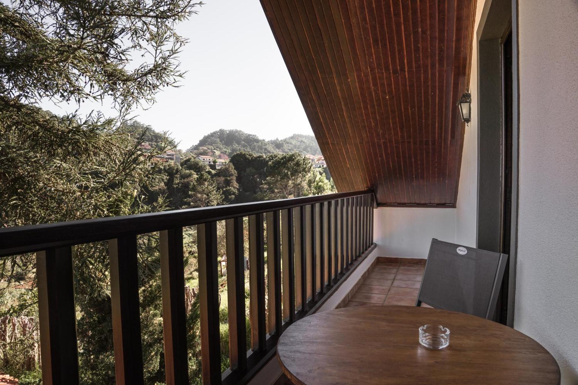Casas De Campo Do Pomar B&B - Self Check-In Santana  Rom bilde